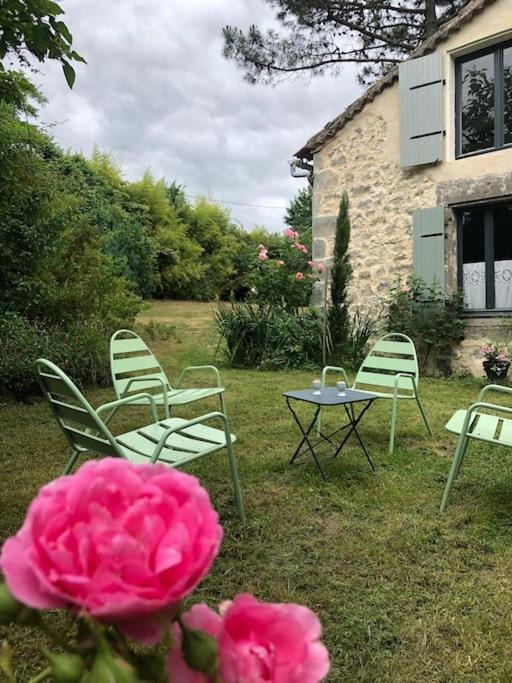 Villa Val du Lys à Sainte-Maure-de-Peyriac Extérieur photo